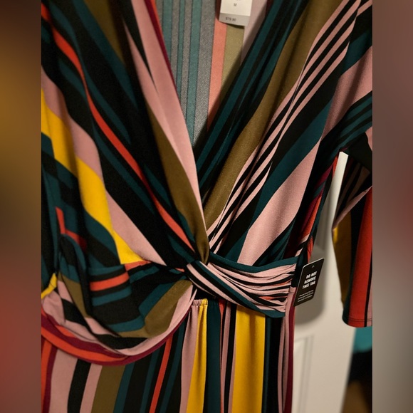 NEW with tags Express Jumpsuit Size M - Picture 2 of 5